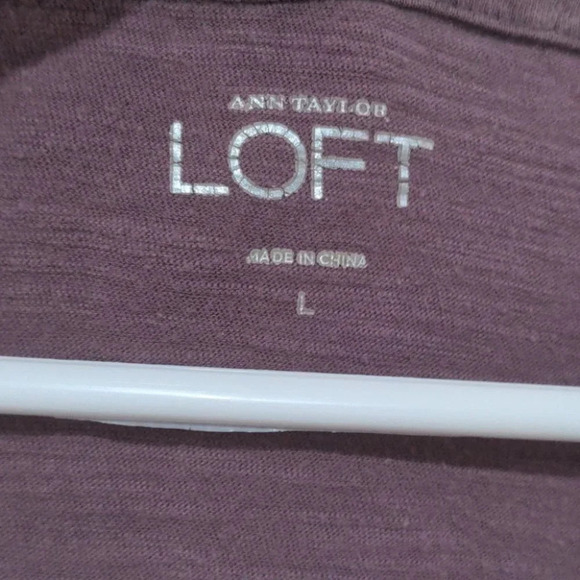 LOFT Ann Taylor purple T-shirt size L - Picture 2 of 8